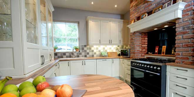 Bespoke wooden kitchens by Will Woolley, a Buxton Joiner and carpenter